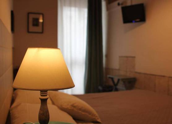 Bed & Tower 1