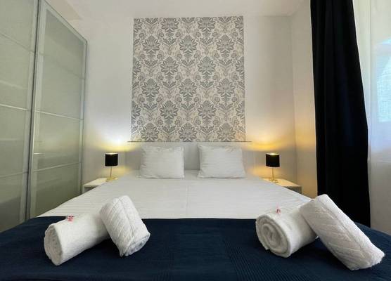 Corvin Center Suites 1