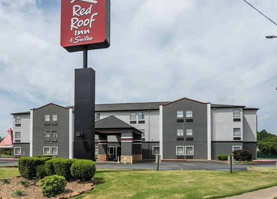 Red Roof Inn & Suites Little Rock 1