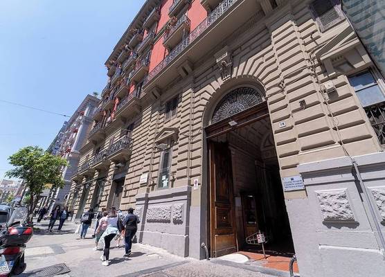 P.C. Boutique Medina H. Napoli Centro, by Clapa Group 1