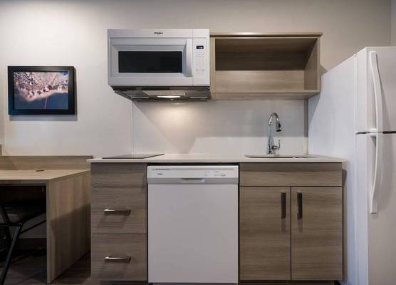 WoodSpring Suites Wixom - Novi 1