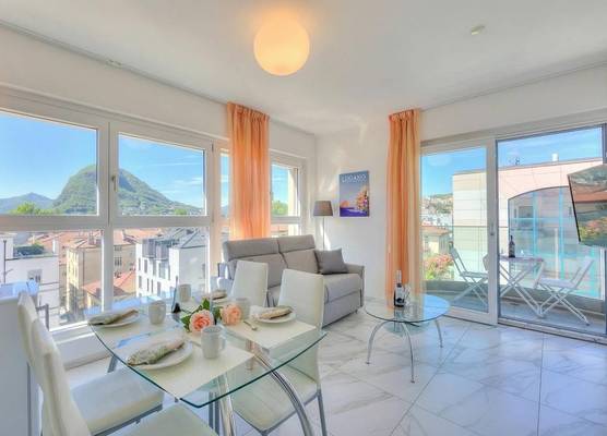 Attico al Parco: Penthouse in Lugano Balcony, A/C & 2 min From Lake 1