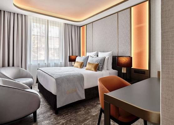 The Crown Krakow Center - Handwritten Collection ACCOR 1
