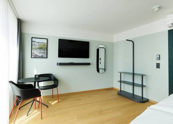 Fred Hotel Central 1