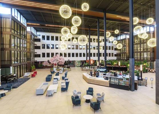 Wyndham Edmonton Hotel and Conference Centre 1
