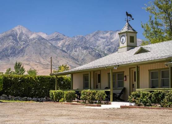 Eastern Sierra Motor Lodge 1