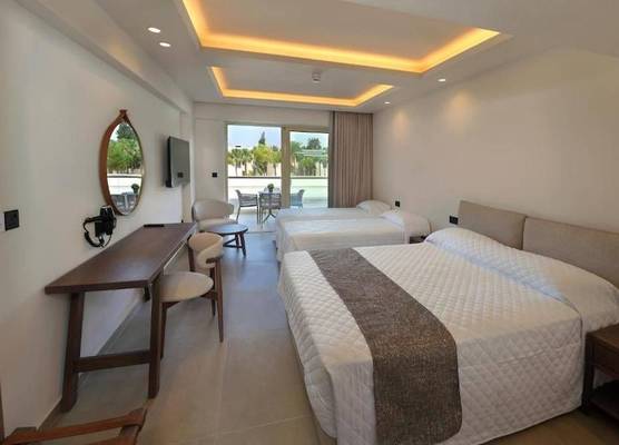 Nelia Sea Breeze 1