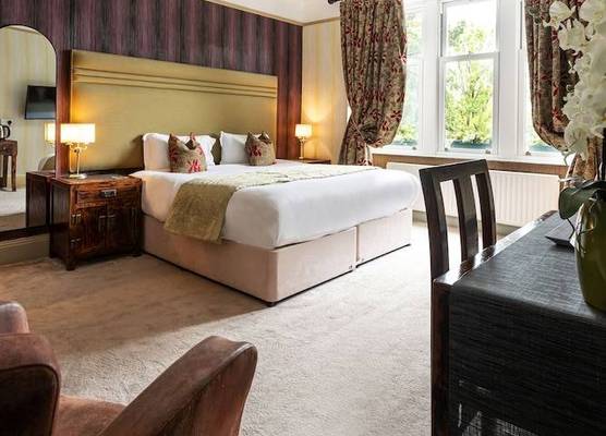 The Howbeck & The Retreat 5min to Lake, Restaurants & to the free Hydro Wellness Club 1