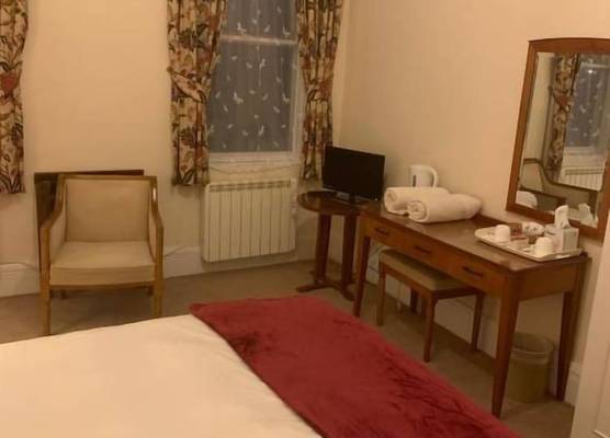 The Waterloo Hotel & Bistro 1