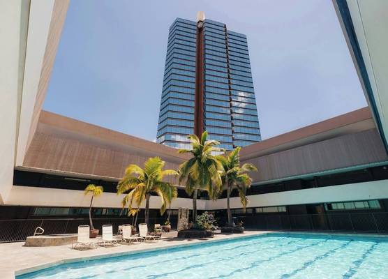 Bishop Suites Downtown Honolulu 1