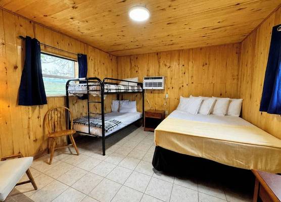 Lake Stop Resort 1