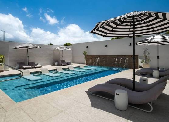 Bali Hotel Adults Only Isla Verde, a Trademark by Wyndham 1