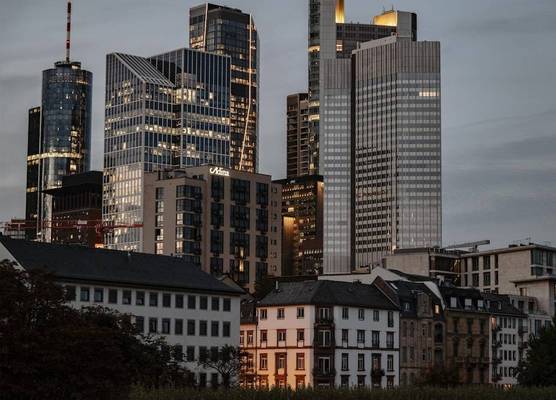 Adina Apartment Hotel Frankfurt Neue Oper 1