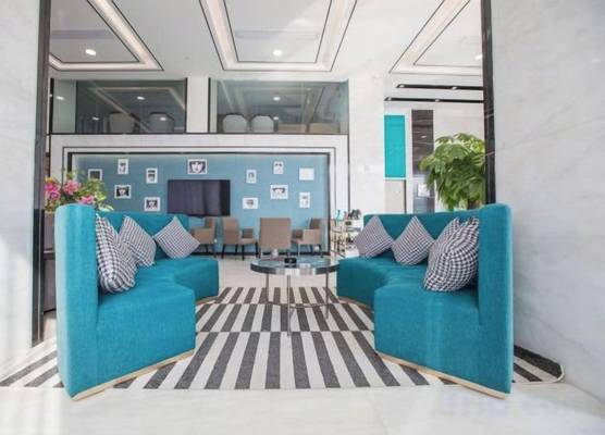 Xi . Hotel 1