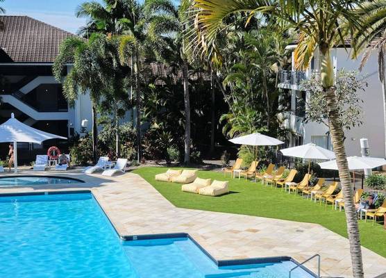 Mercure Gold Coast Resort 1