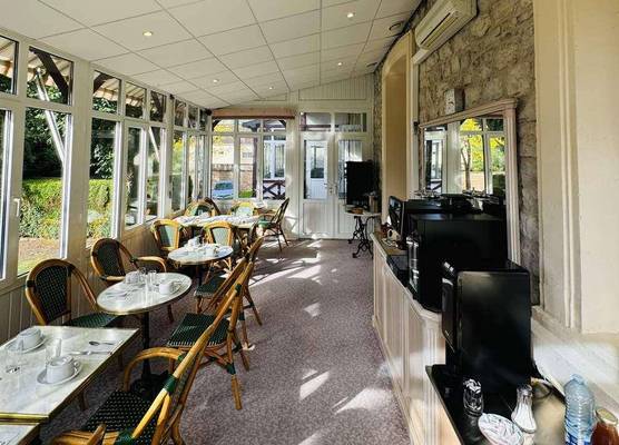 Nouvel Hotel 1