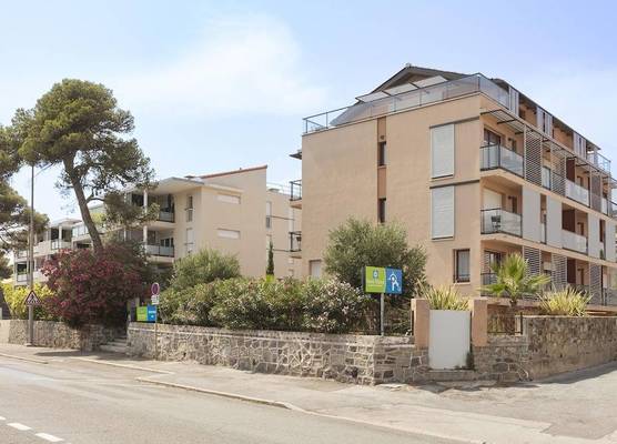 Sure Hotel by Best Western Saint-Raphael Le Dramont 1