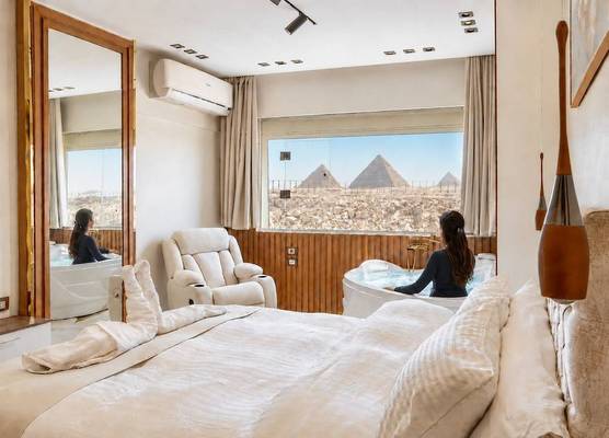 Shiny Pyramids Boutique Hotel 1