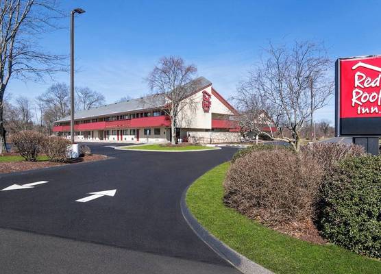 Red Roof Inn Enfield 1