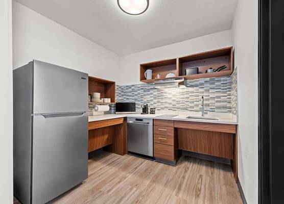 Everhome Suites Waco by Choice Hotels 1