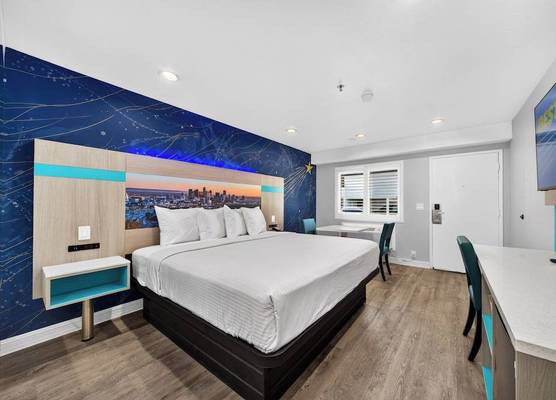 Best Star Inn - LA Commerce Casino, Citadel & I-5 freeway 1