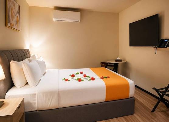 Wyndham Garden Belize City Grand Resort 1