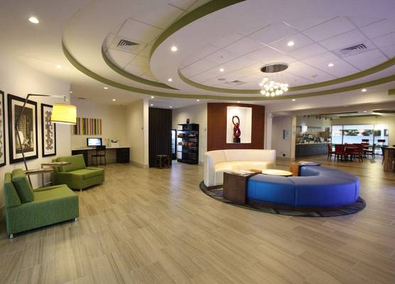 Holiday Inn Express & Suites LAKELAND SOUTH by IHG 1