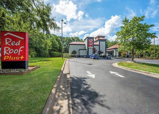 Red Roof Inn PLUS Henderson 1