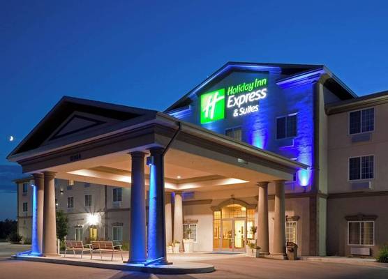Holiday Inn Express & Suites EAU CLAIRE NORTH by IHG 1