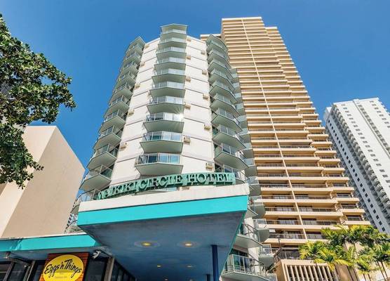 Waikiki Circle Hotel by Castle 1
