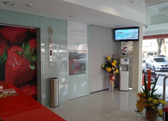 Hotel Strawberry Fields 1