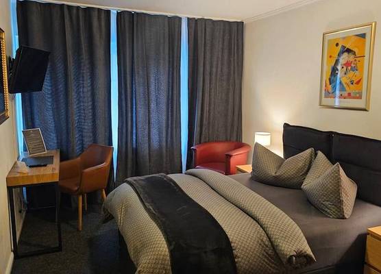 SOHO Private Zimmer & Rooms Im Herzen der Altstadt 1