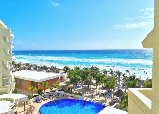 Hotel NYX Cancun 1