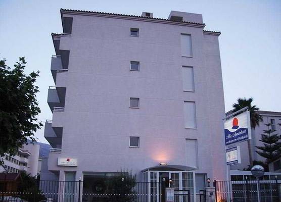Nacavi Albir Aparthotel 1