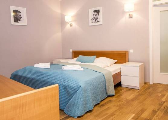 Hotel Reverie - Dependance, Check-in at Metropolitan Star 1
