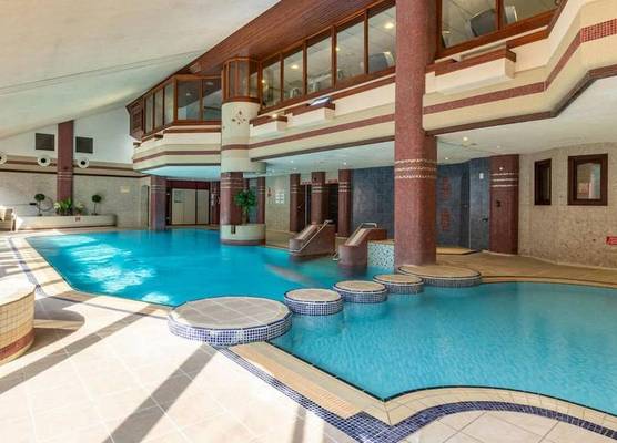 Whitewater Hotel & Spa 1