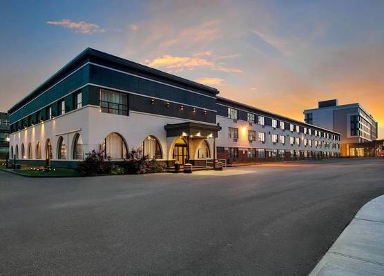 Days Inn by Wyndham Montreal Airport Conference Centre 1