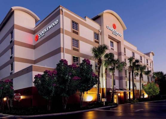 Candlewood Suites FT. LAUDERDALE AIRPORT/CRUISE by IHG 1