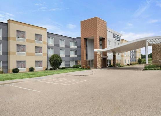 Fairfield Inn & Suites by Marriott Madison West/Middleton 1