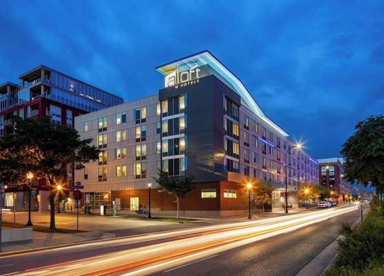 Aloft by Marriott Minneapolis 1