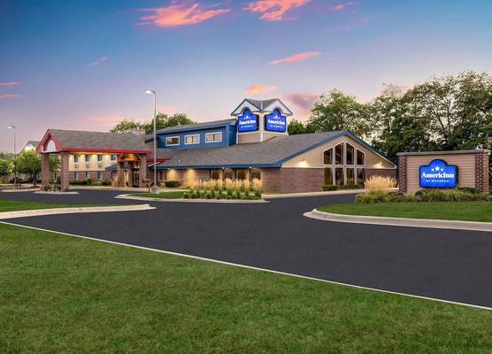 AmericInn by Wyndham Stillwater 1