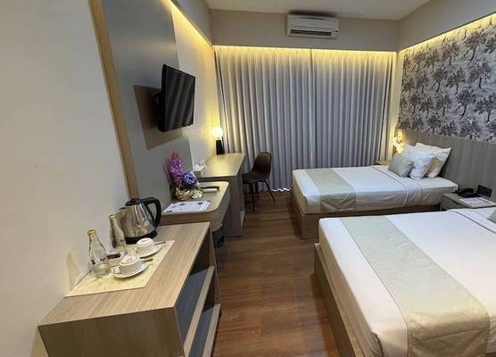 Grand Santhi Hotel 1