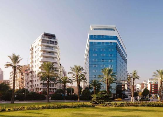 Movenpick Hotel Izmir 1