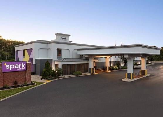 Spark by Hilton Columbus East Pickerington 1