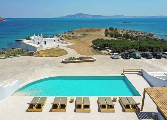 Cavos Hotel & Suites 1