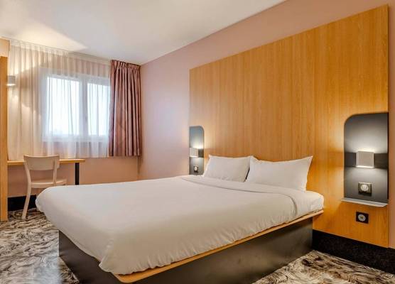 B&B HOTEL Maubeuge-Louvroil 1