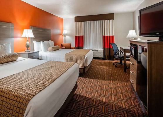Best Western PLUS Memorial Inn 1