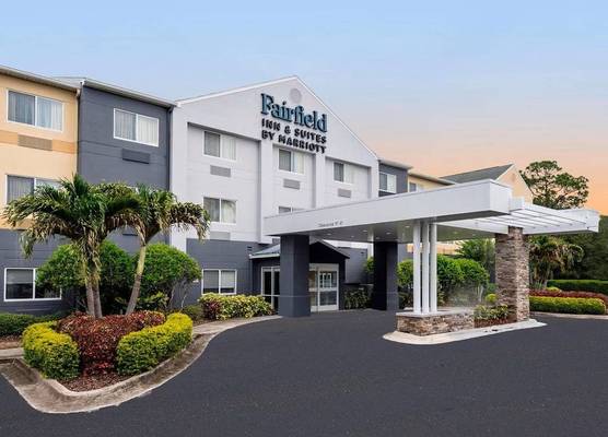 Fairfield Inn and Suites St Petersburg Clearwater 1