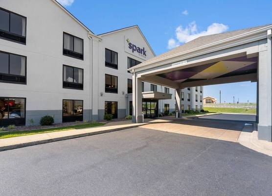 Spark by Hilton Paducah 1