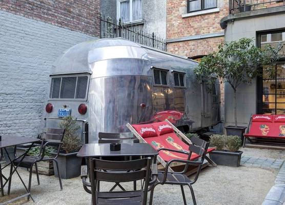 Vintage Hotel Brussels 1